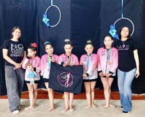 𝗦𝗜𝗘𝗧𝗘 𝗚𝗜𝗠𝗡𝗔𝗦𝗧𝗔𝗦 𝗦𝗔𝗡𝗝𝗔𝗩𝗜𝗘𝗥𝗜𝗡𝗔𝗦 𝗕𝗥𝗜𝗟𝗟𝗔𝗡 𝗘𝗡 𝗟𝗔 𝗙𝗜𝗡𝗔𝗟 𝗡𝗔𝗖𝗜𝗢𝗡𝗔𝗟 𝗙𝗘𝗡𝗘𝗚𝗨𝗜𝗖𝗛𝗜 2025.